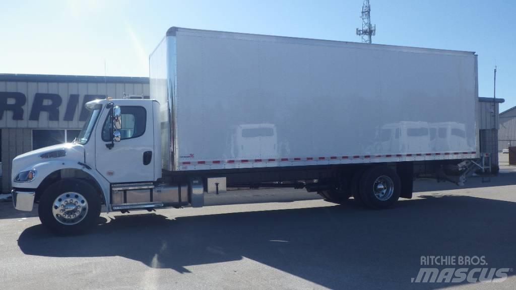 Freightliner M2 106 Camiones caja cerrada