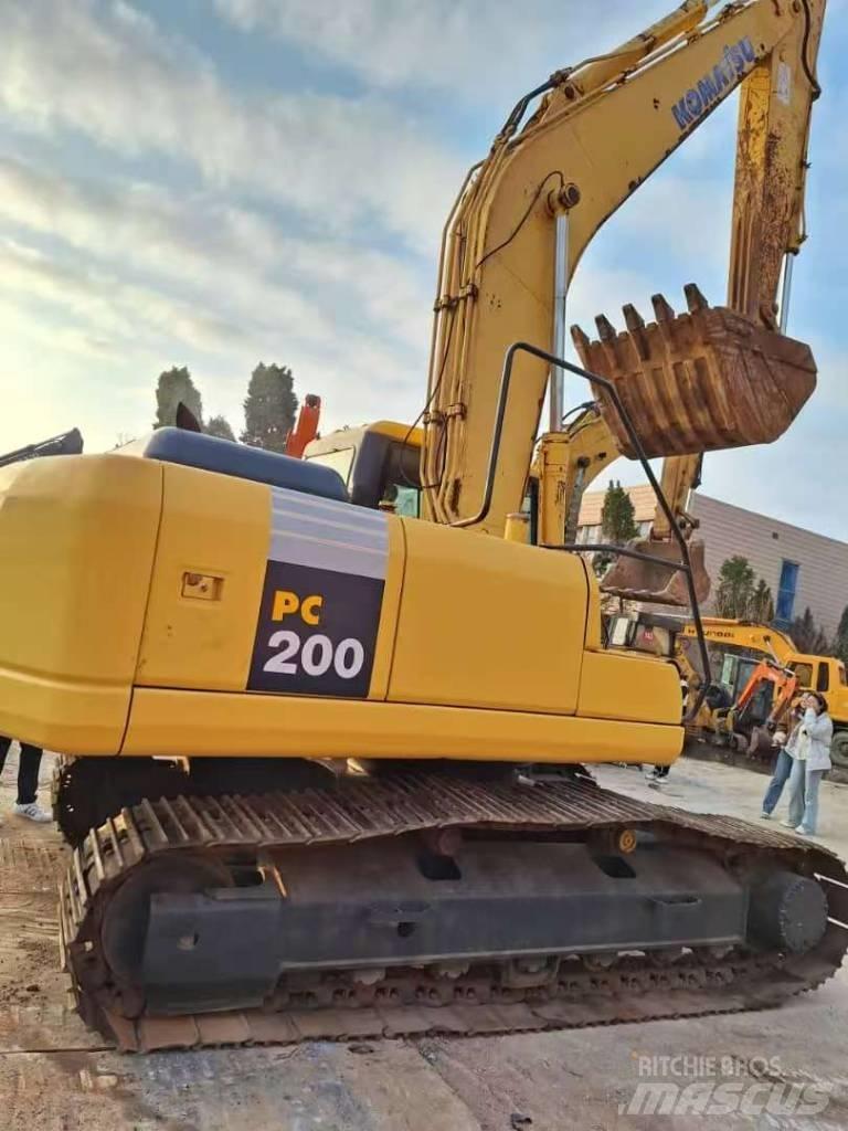 Komatsu PC 200-7 Excavadoras de cadenas