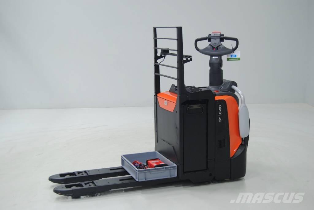 Toyota LPE220 Transpaletas Eléctricas con plataforma