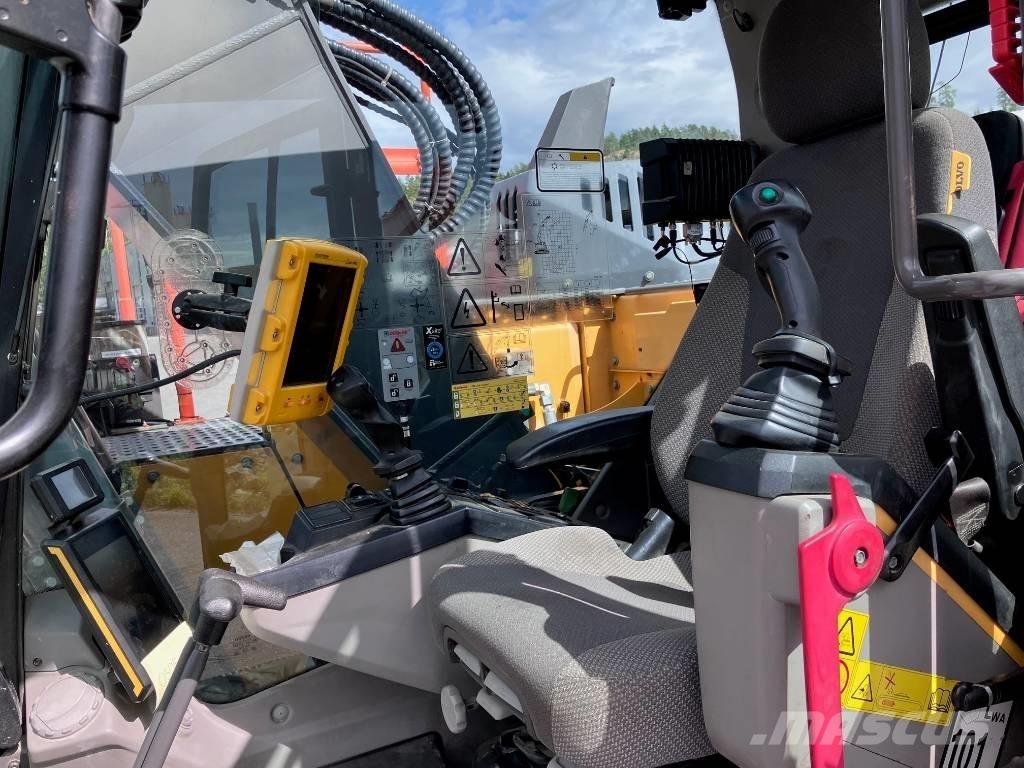 Volvo ECR 235 E Excavadoras de cadenas