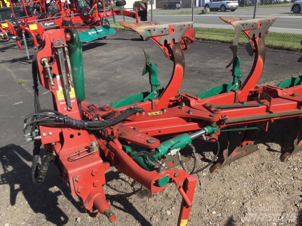 Kverneland ES85 Arados reversibles suspendidos