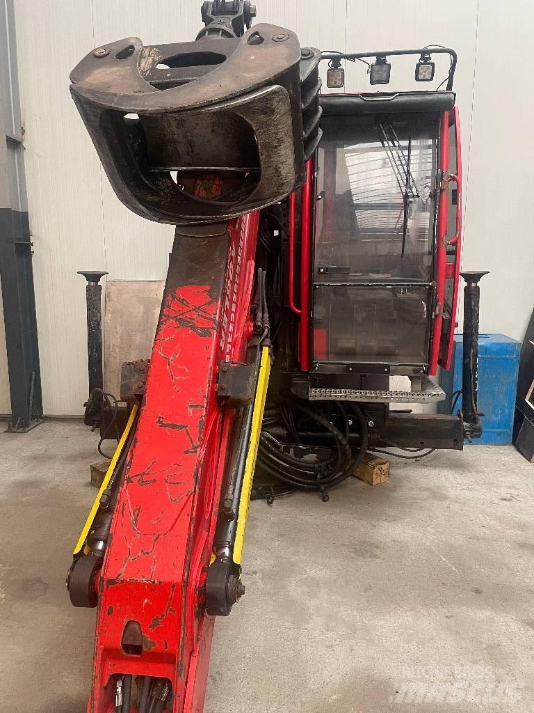 Cranab TZ12 - X-Cab Grúas para madera
