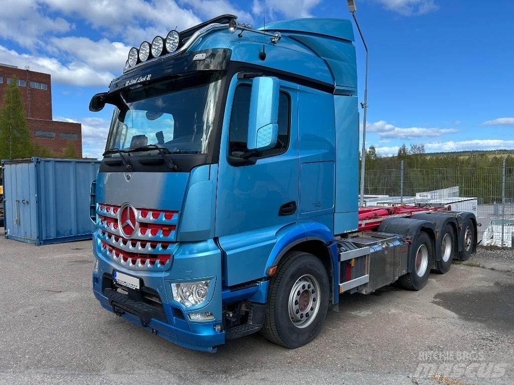 Mercedes-Benz 3253 L Camiones polibrazo