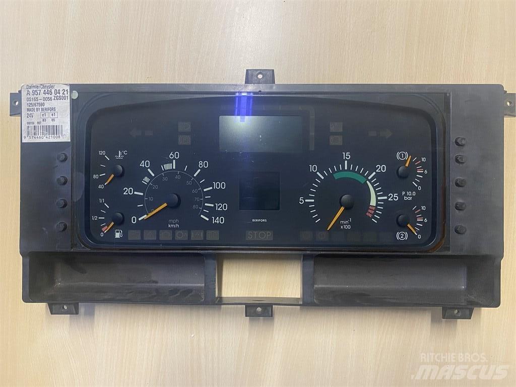 Mercedes-Benz Econic Electrónicos