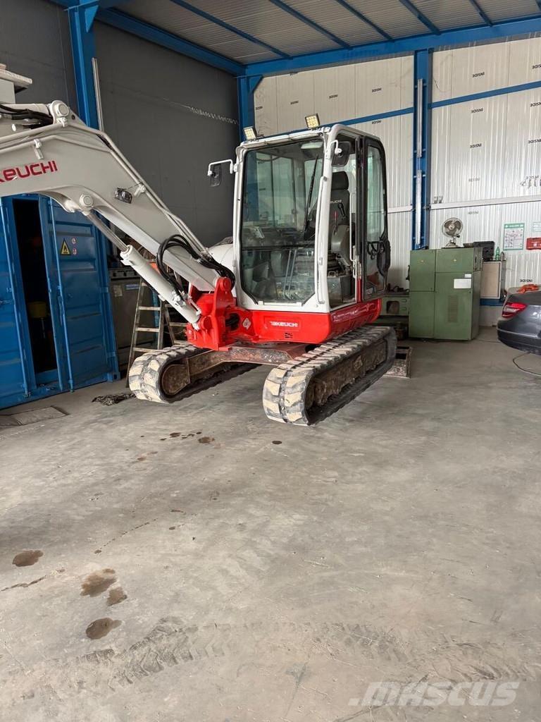 Takeuchi TB260 Mini excavadoras < 7t