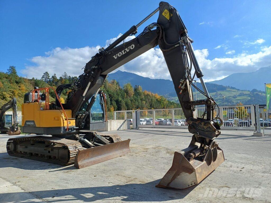 Volvo ECR235EL Excavadoras de cadenas