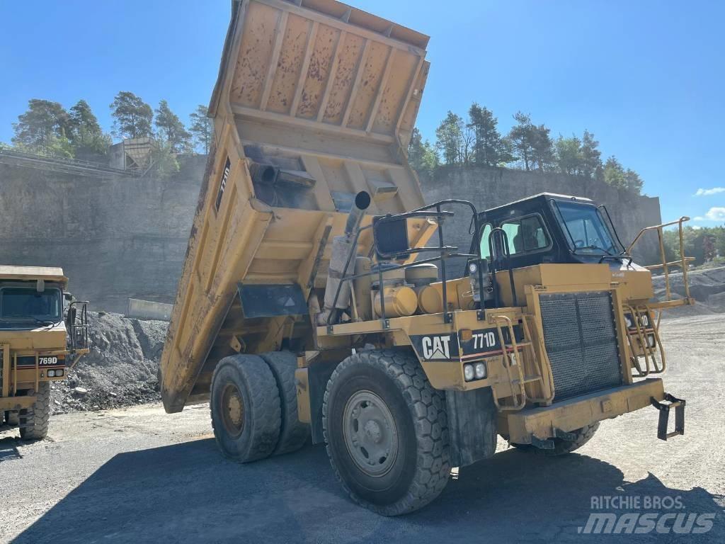 CAT 771D Dúmpers rígidos