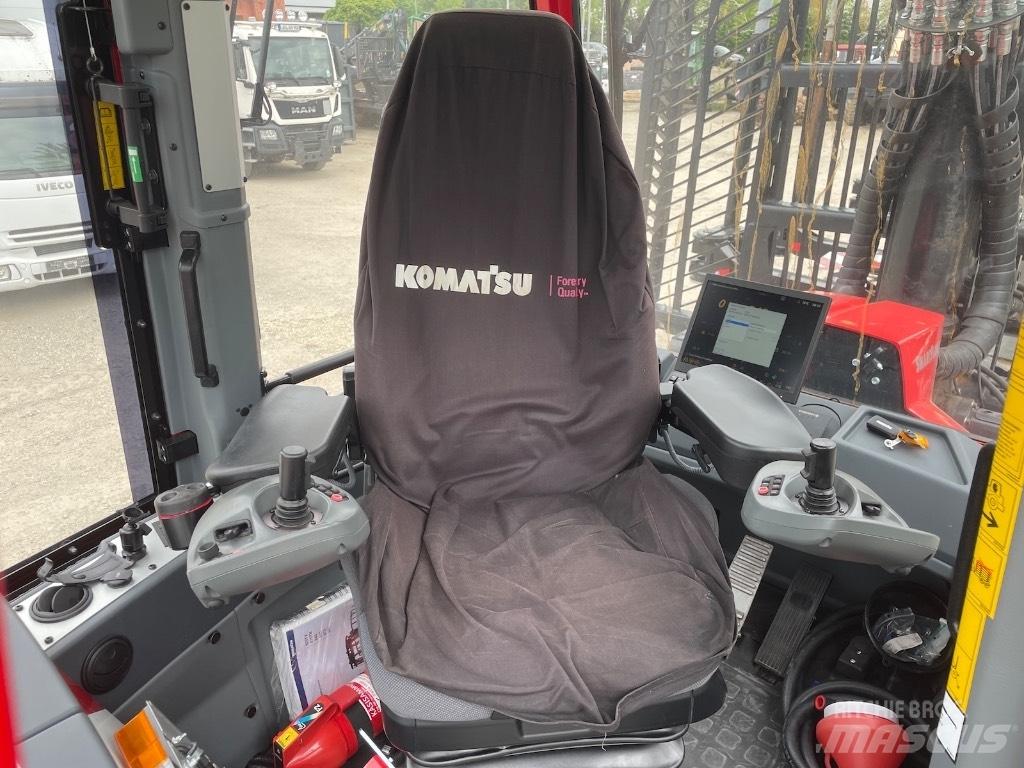 Komatsu 855 Autocargadoras