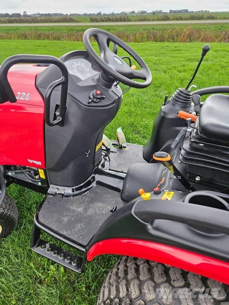Yanmar SA326 Tractores