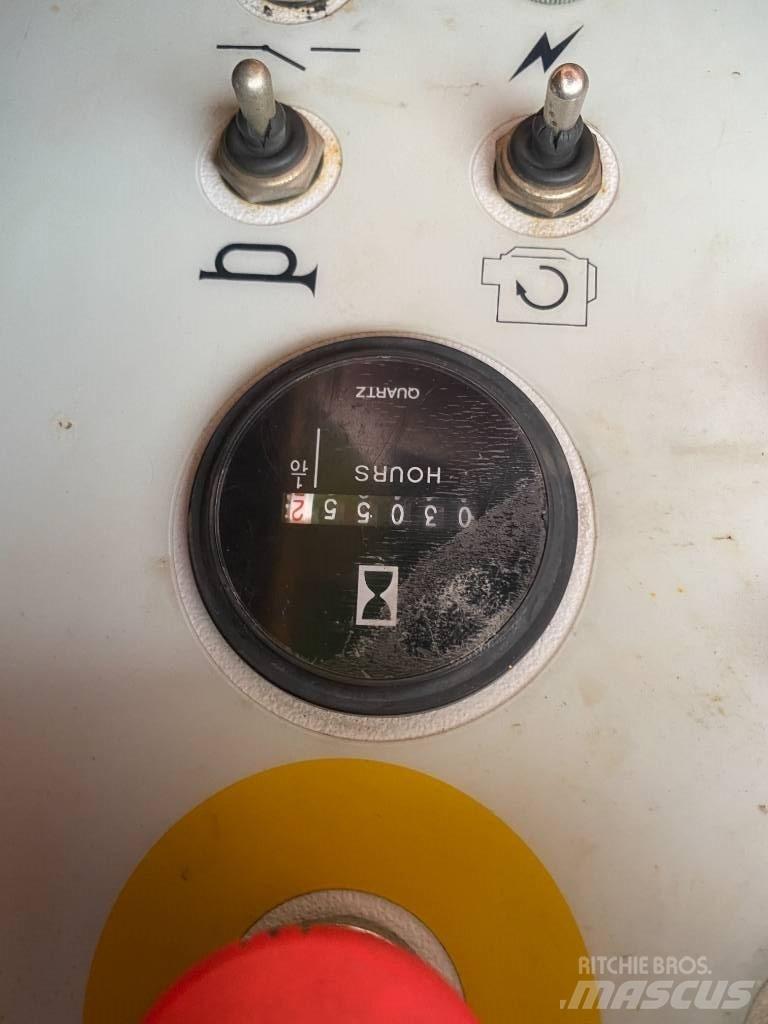 HAB T 16 JD4WD Plataformas de trabajo telescópica