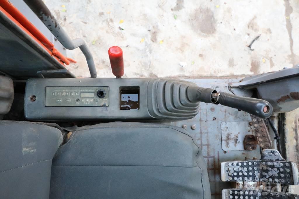 Hitachi ZX 200 LC-3 Excavadoras de cadenas
