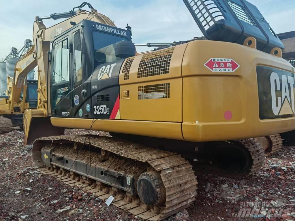 CAT 325 D2 Excavadoras de cadenas