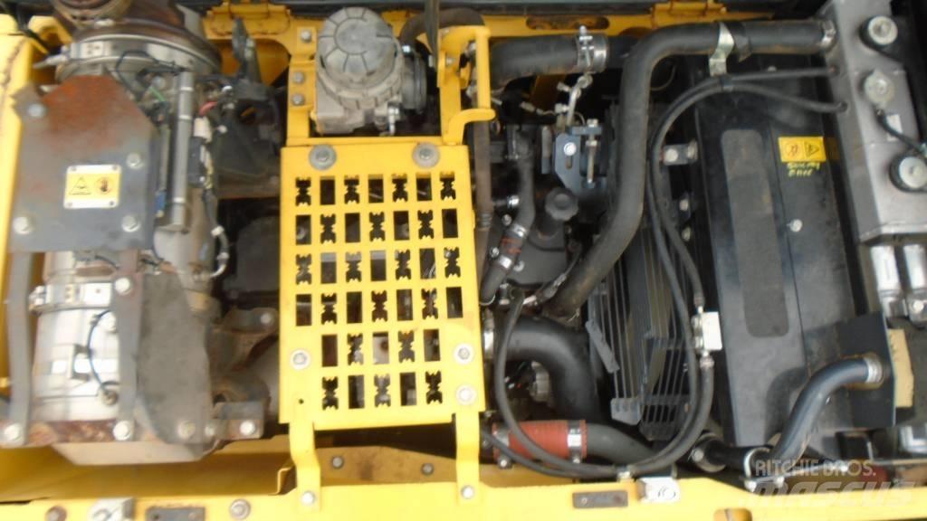 Komatsu 210 LC 10 Excavadoras de cadenas