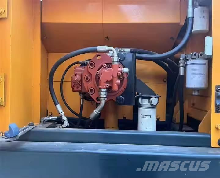 Hyundai R220LC-9S Excavadoras de cadenas