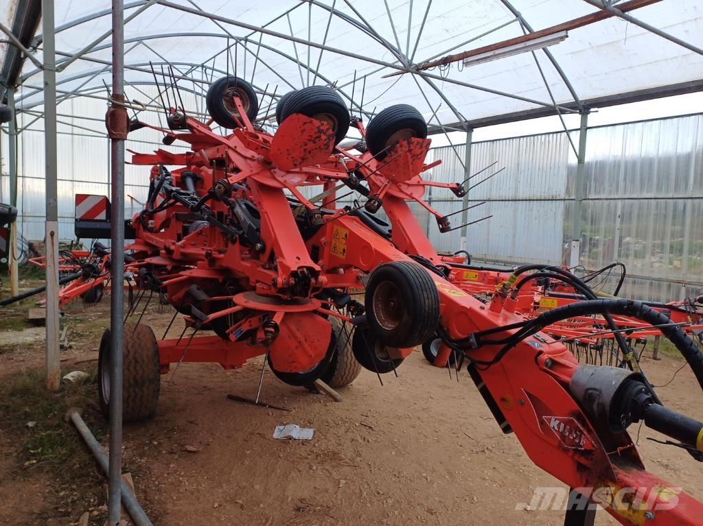 Kuhn GF 13012 Rastrillos y henificadores