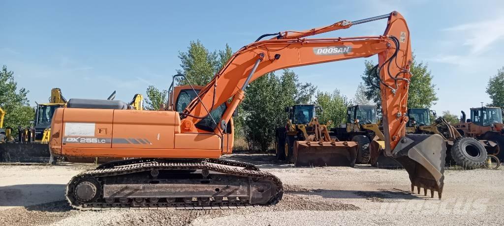 Doosan DX 255 LC Excavadoras de cadenas