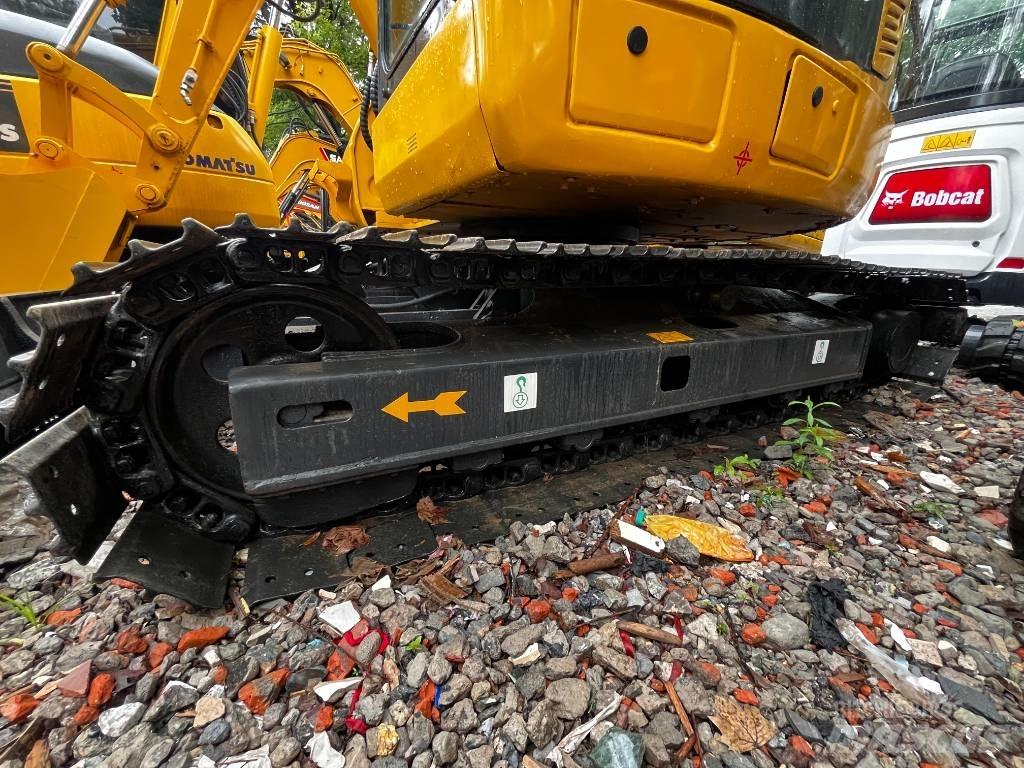 Komatsu PC78US-8 Excavadoras de cadenas