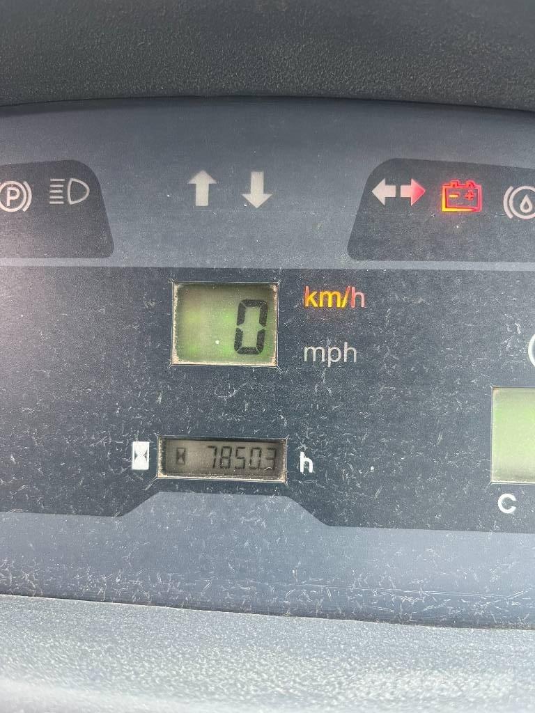 Komatsu WA 80-5 Cargadoras sobre ruedas