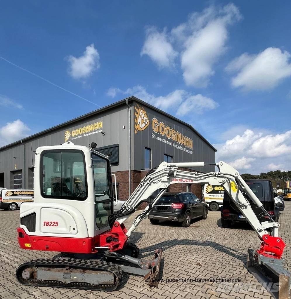 Takeuchi TB 225 Mini excavadoras < 7t