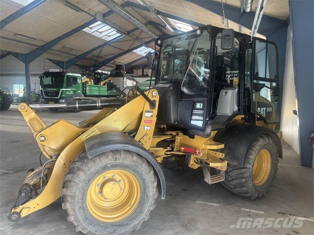 CAT 908M Cargadoras multifunción