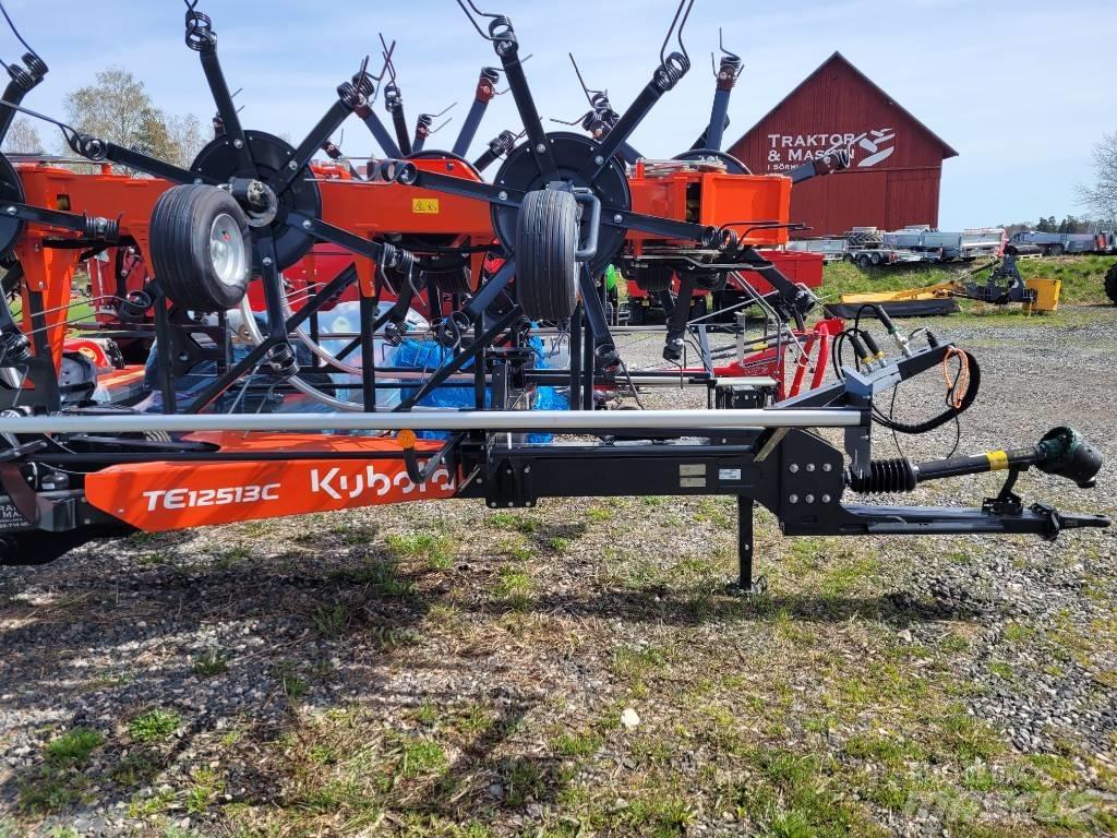 Kubota TE 12513 C Rastrillos y henificadores
