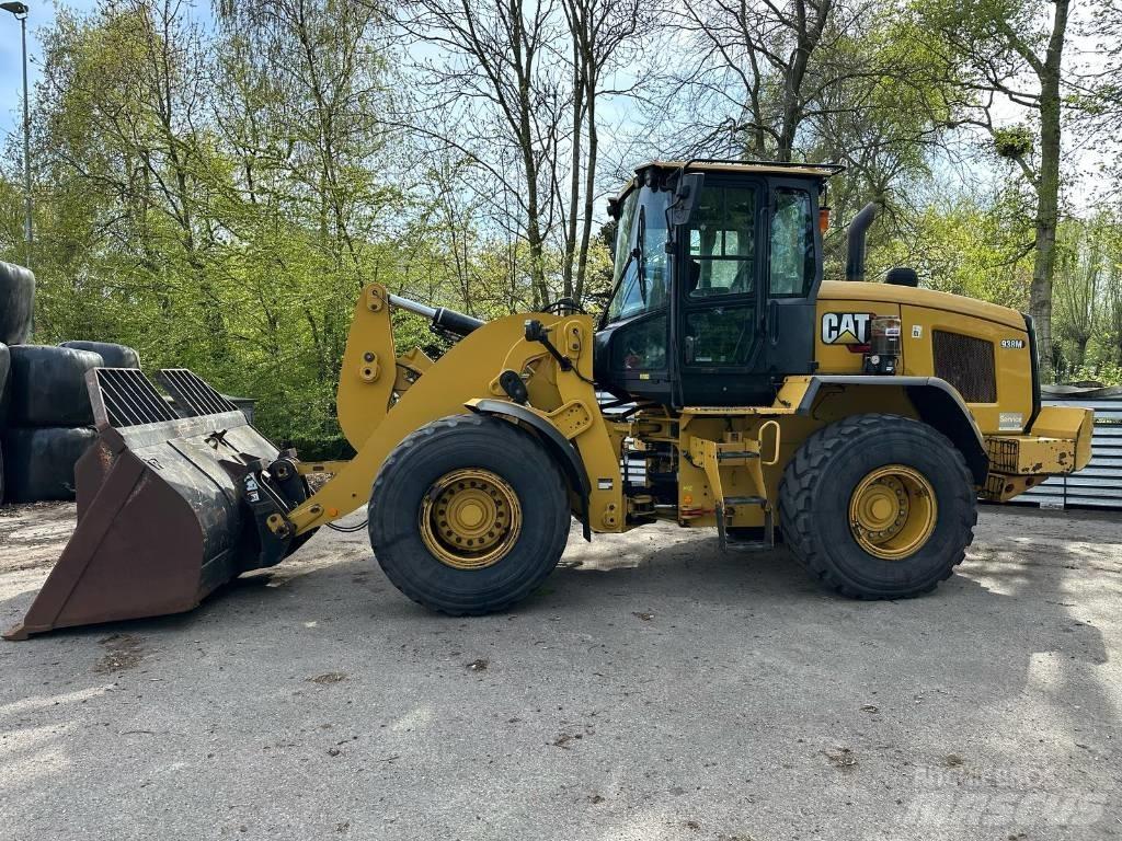 CAT 938M Cargadoras sobre ruedas