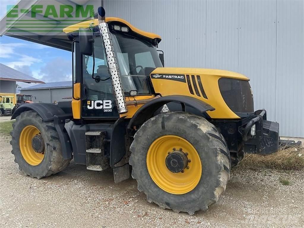 JCB fastrac 3230 Tractores