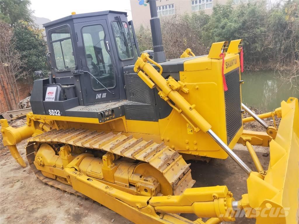 Shantui SD22 Buldozer sobre oruga