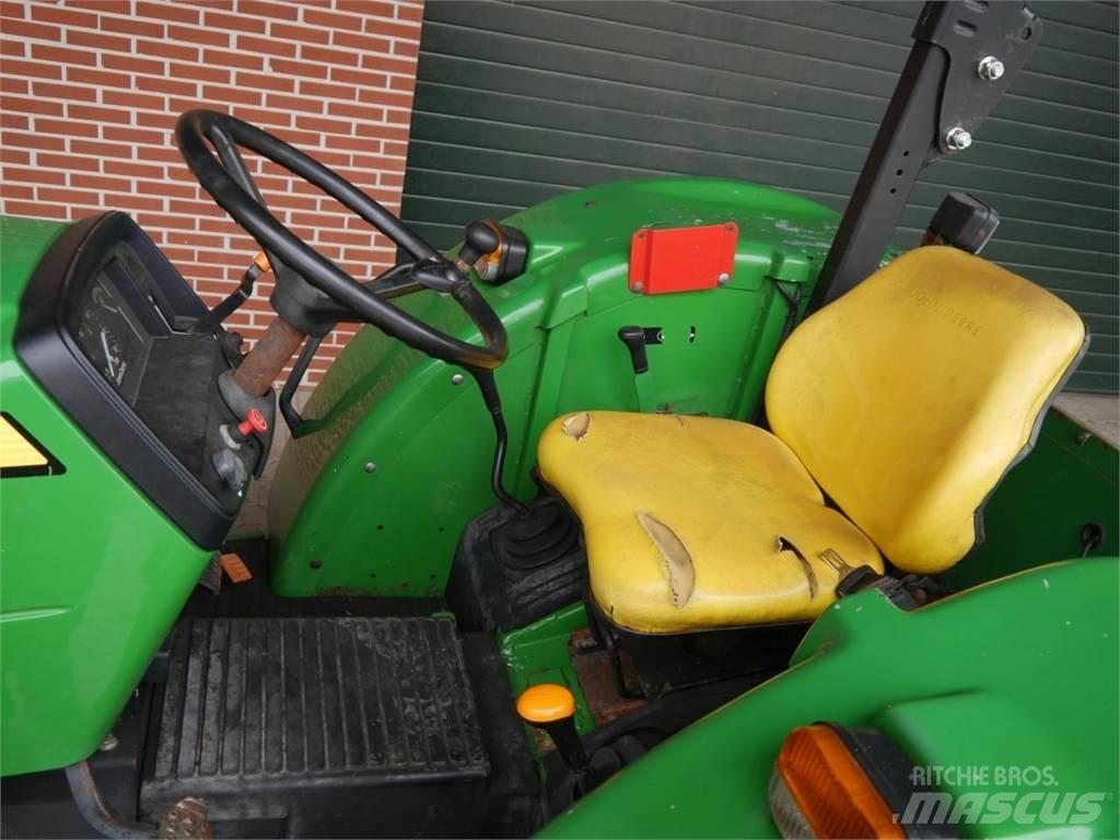 John Deere 5065E Tractores