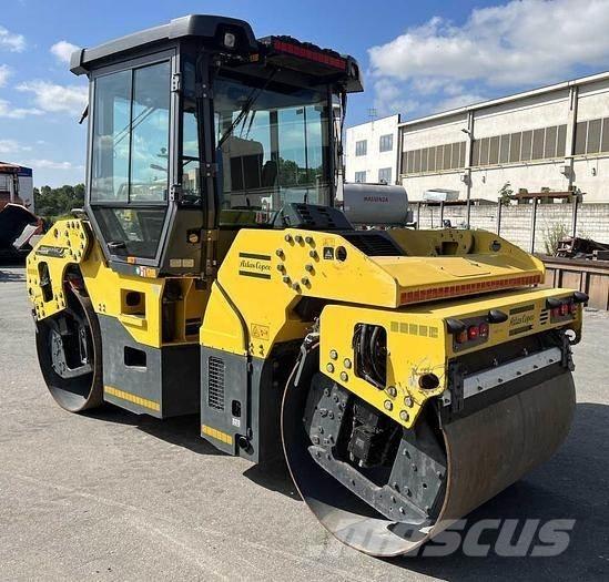 Dynapac CC 2300 Rodillos de doble tambor