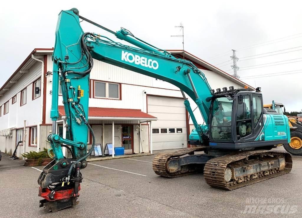 Kobelco SK210LC-10 Excavadoras de cadenas