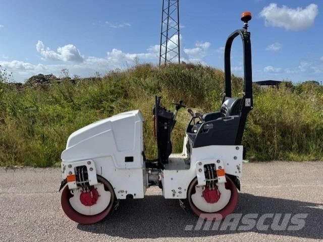 Bomag BW90 AD-5, Vält Rodillos de doble tambor