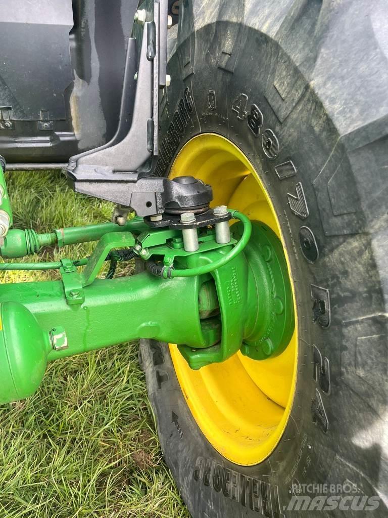 John Deere 6130 R Tractores