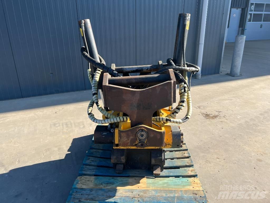Engcon EC30 - S70 Volteadoras