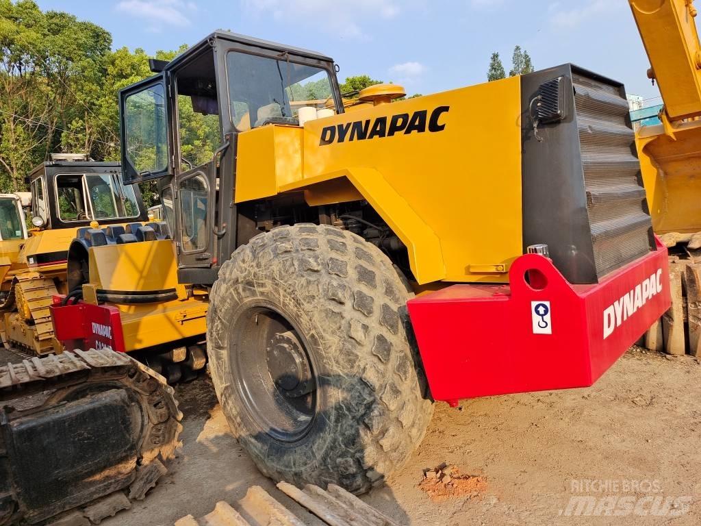 Dynapac CA 301 D Rodillos de un solo tambor