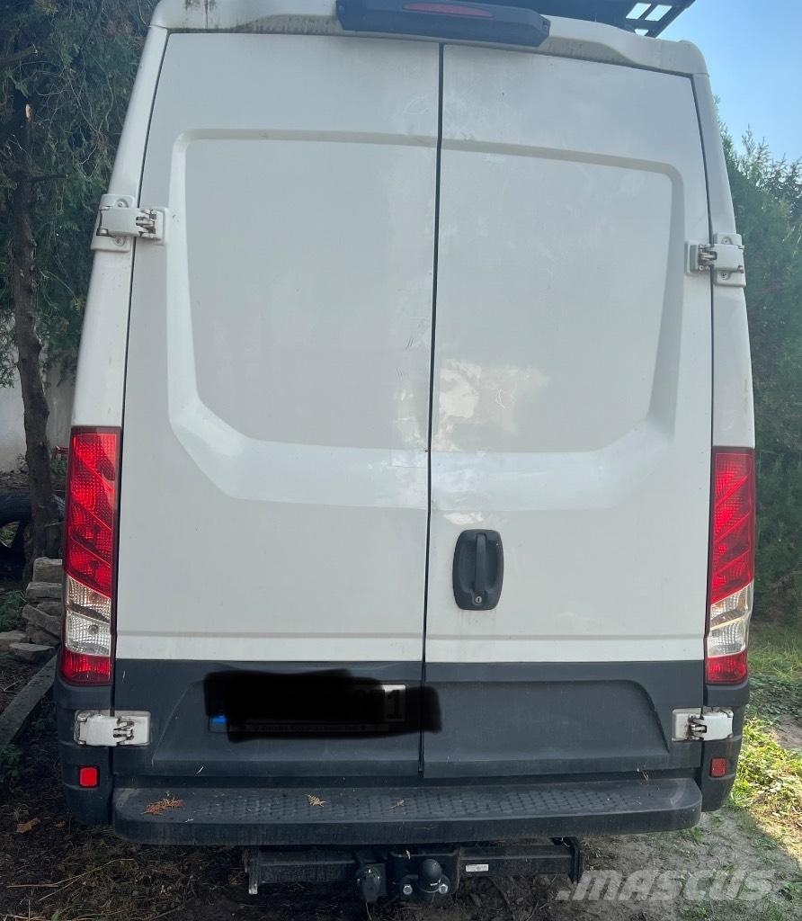 Iveco Daily 35S15 Furgonetas /Furgón