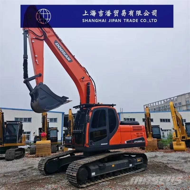 Doosan DX 225 Excavadoras de cadenas