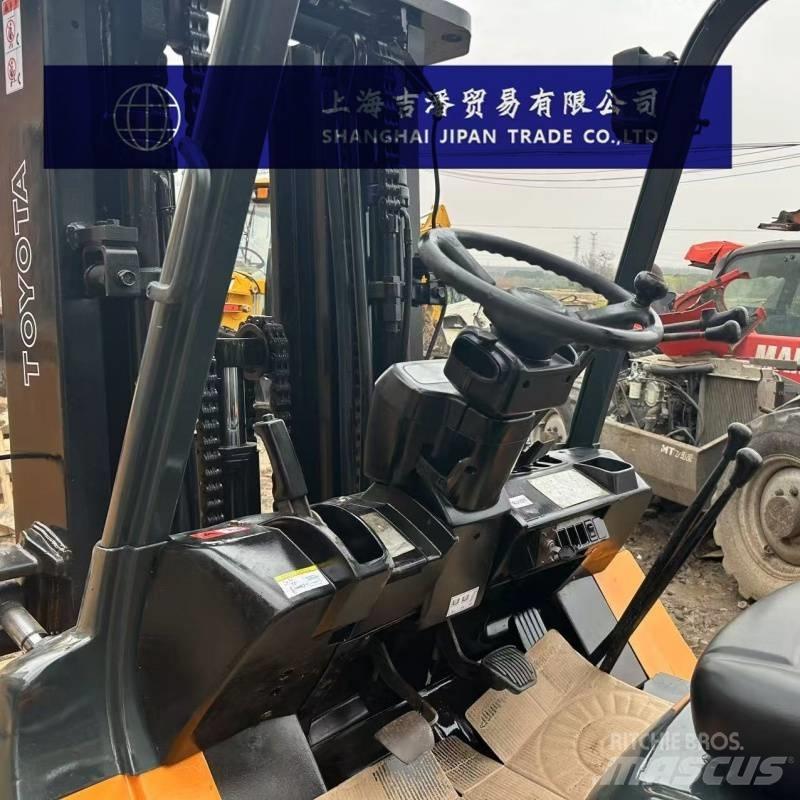 Toyota 5 ton Carretillas diesel