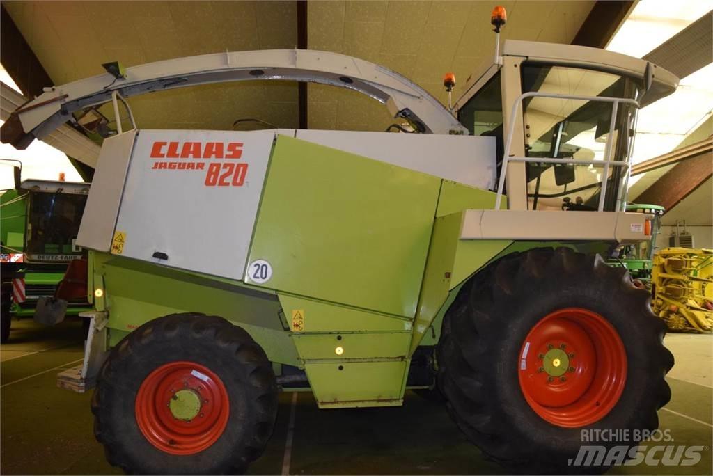 CLAAS Jaguar 820 Picadoras de forraje autopropulsadas