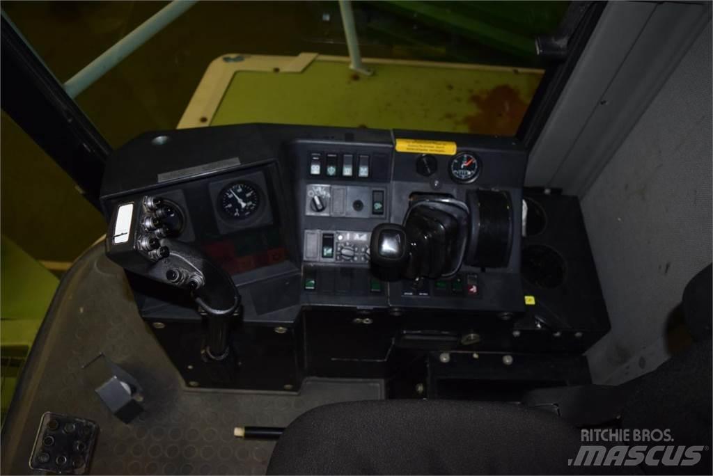 CLAAS Jaguar 820 Picadoras de forraje autopropulsadas
