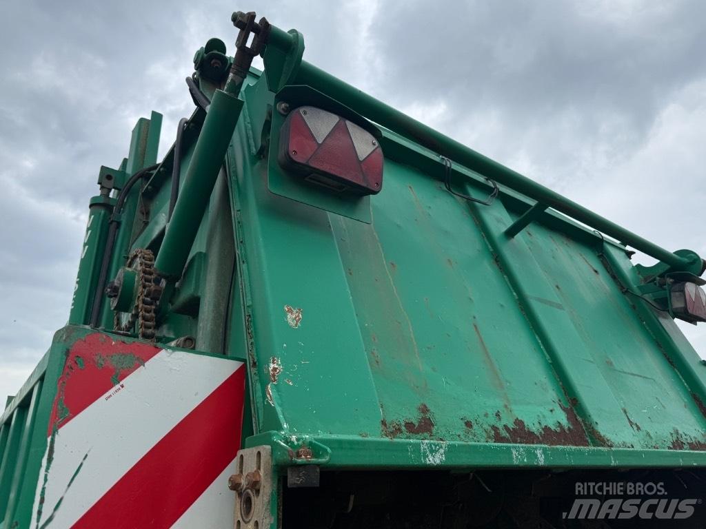 Tebbe DS 180 Remolques esparcidores de estiércol