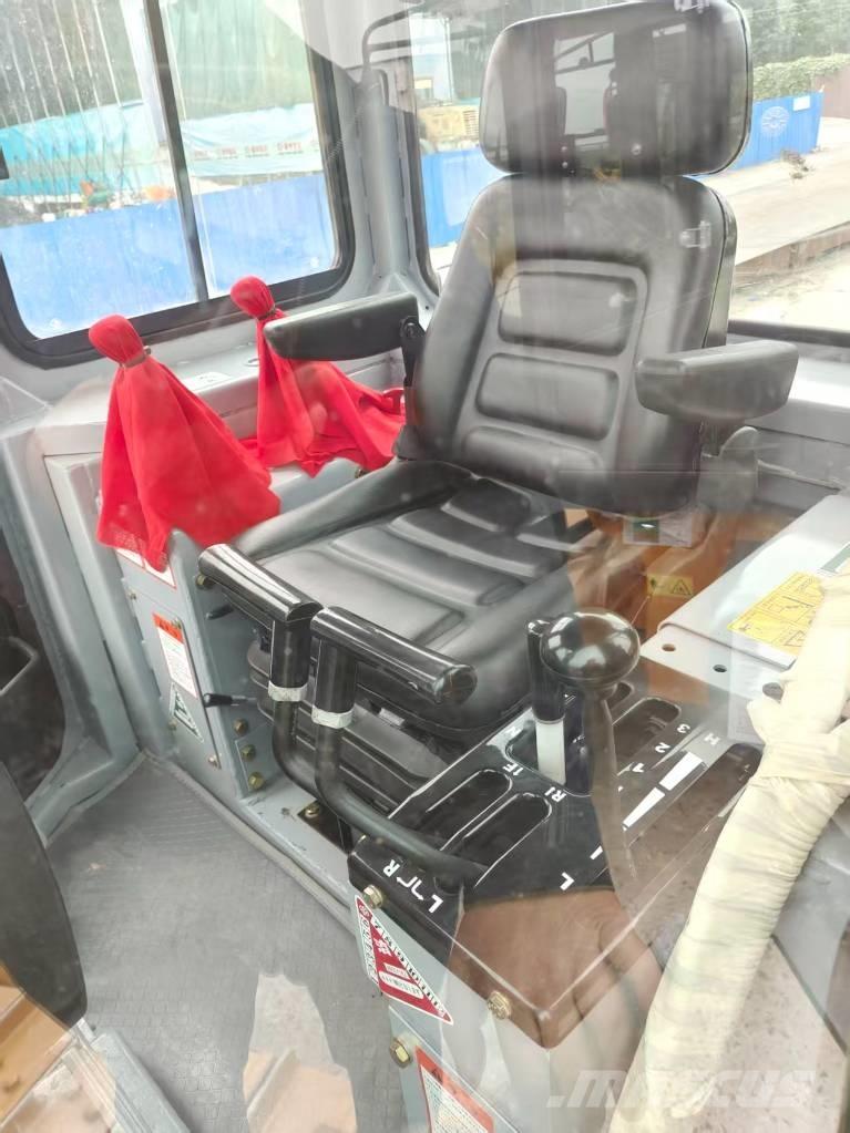 CAT D6G Buldozer sobre oruga