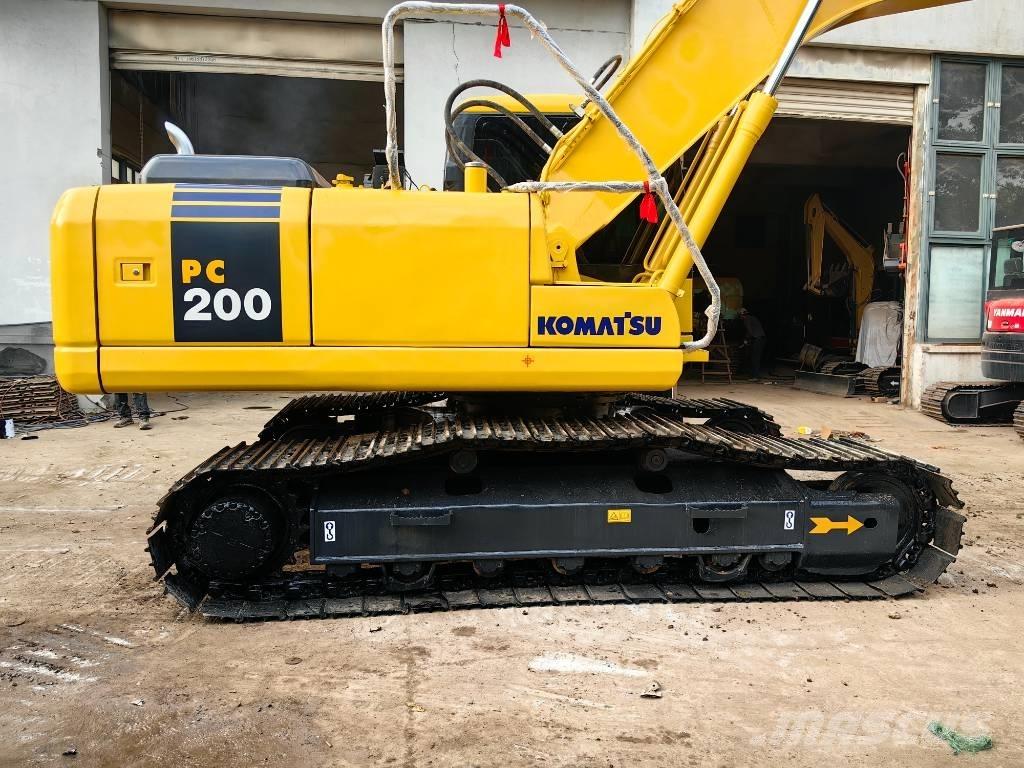 Komatsu PC 200-7 Excavadoras de cadenas