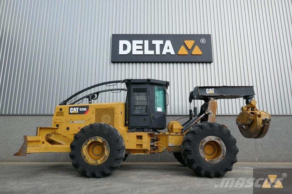 CAT 525D Arrastrador de troncos