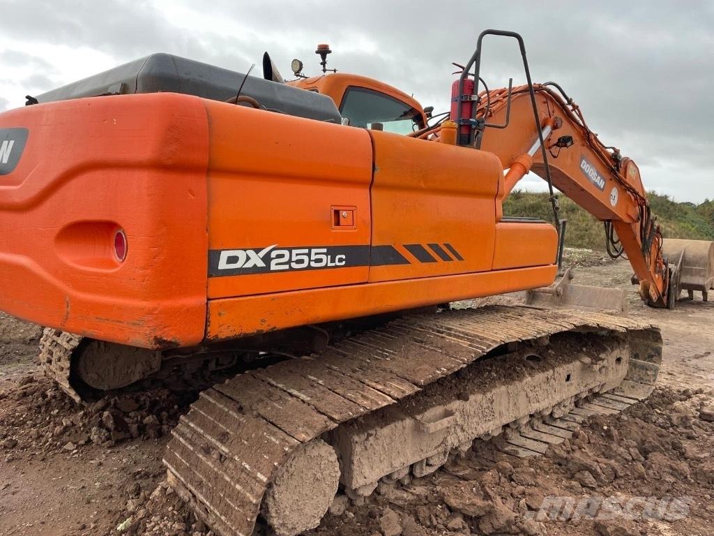 Doosan DX 255 LC Excavadoras de cadenas