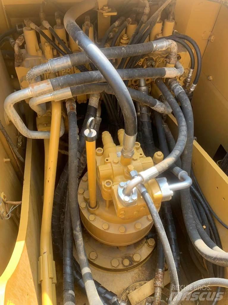 CAT 323 D L Excavadoras de cadenas