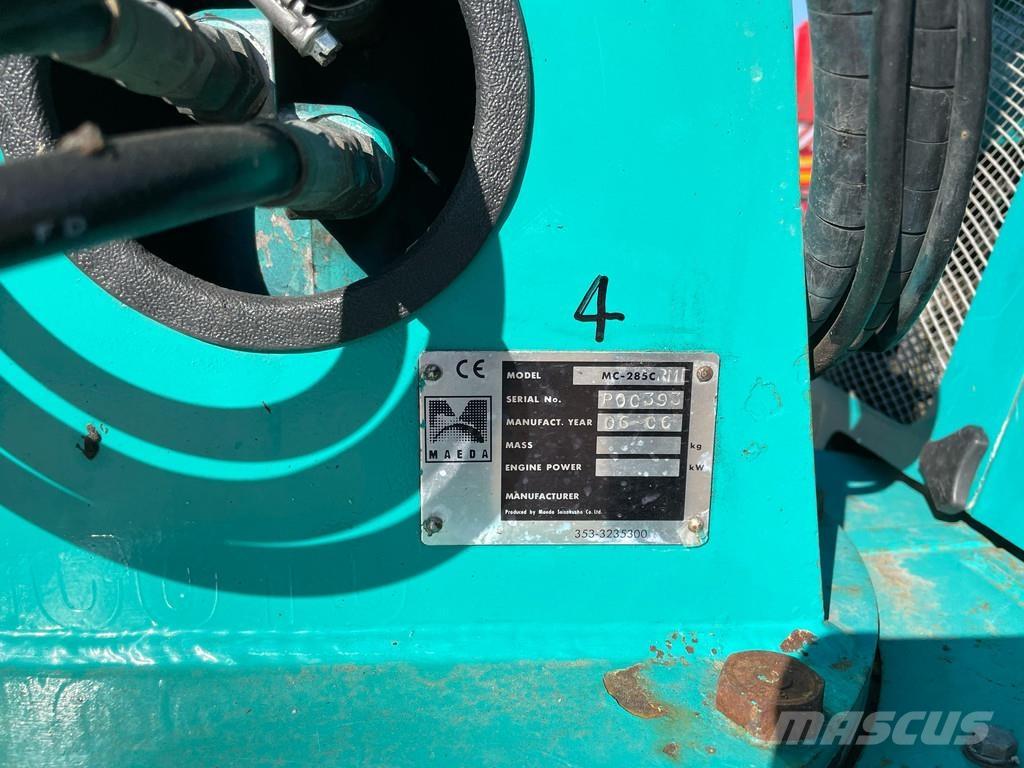 Maeda MC285C RME Grúas de oruga