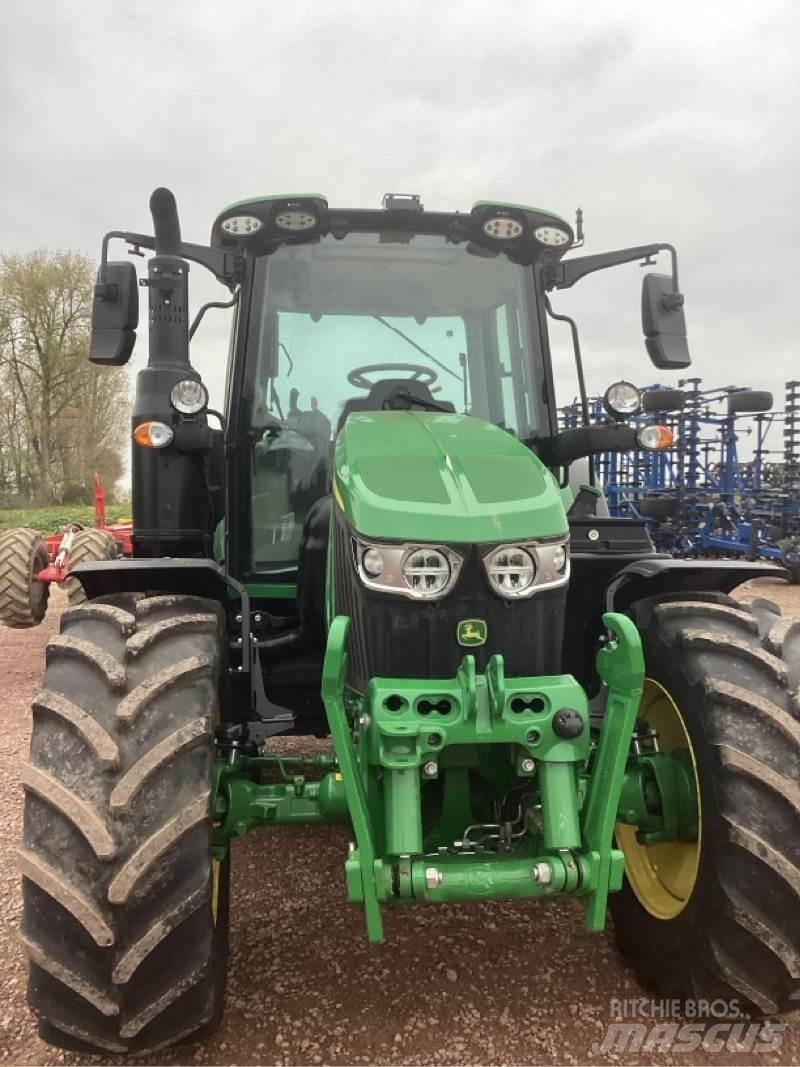 John Deere 6120M Tractores