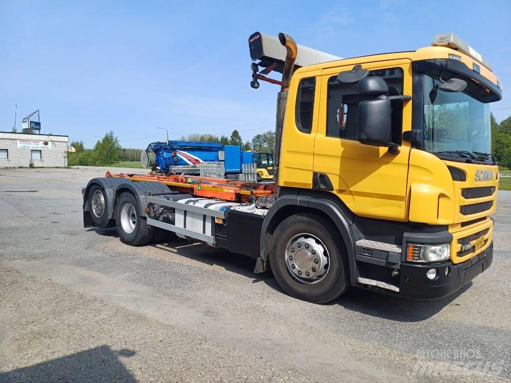 Scania P 370 Camiones polibrazo