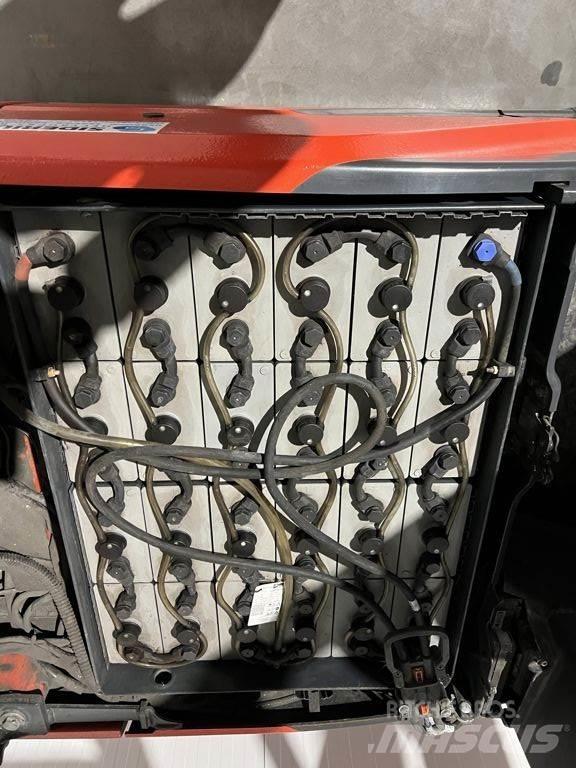 Linde E16-02 Carretillas de horquilla eléctrica